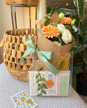 Load image into Gallery viewer, flower &amp; journal workshop tickets (includes journal pack) ♡
